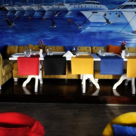 Alp Otel Restaurant Кючуккую Екстер'єр фото